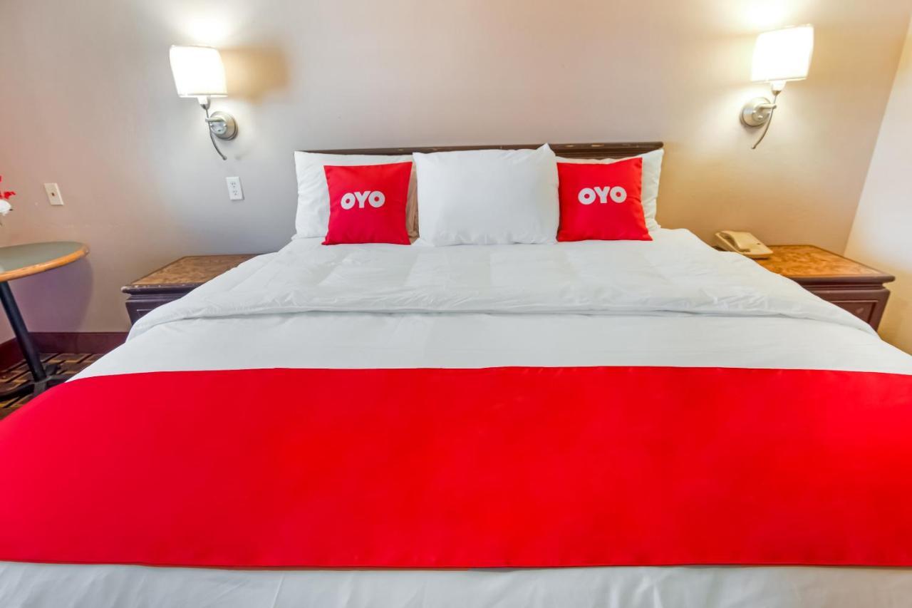 Oyo Hotel Atoka Exteriér fotografie
